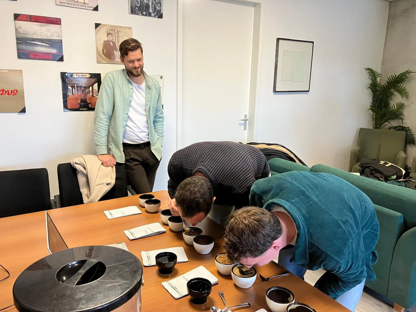 Proeverij en cupping bij TUKA Coffee Roasters